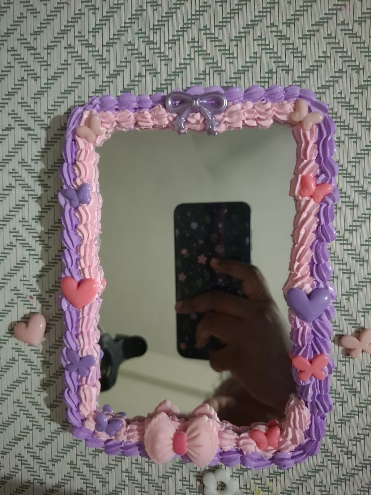 Bow & Heart Mirror