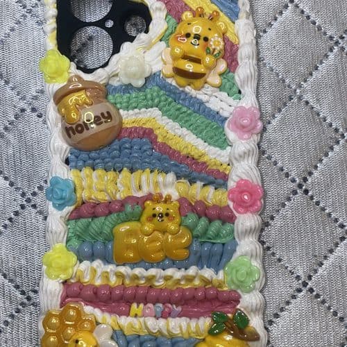 Honey Bear Rainbow Case